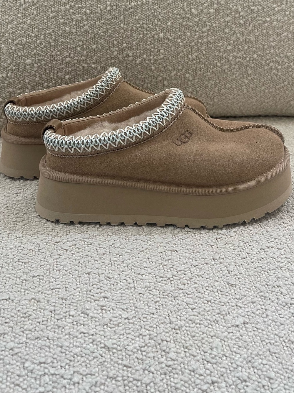 New UGG Tan & Blue Tazz platform size 5 - Picture 5 of 11